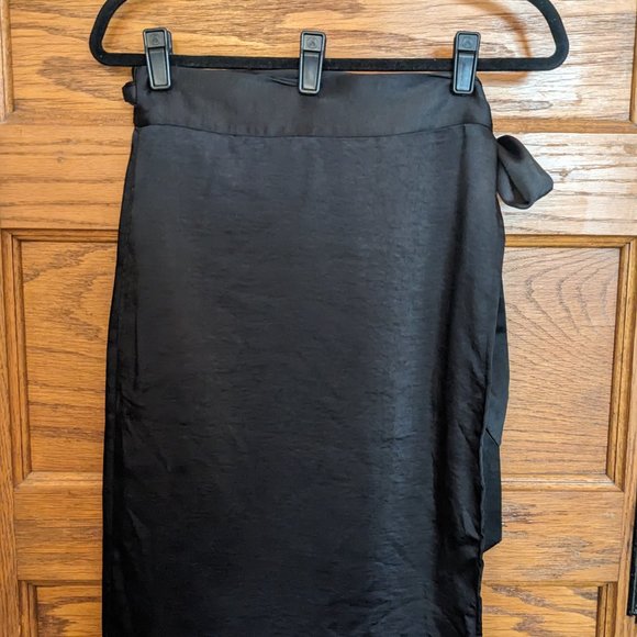 Wildfang The Empower Satin Wrap Skirt in Black Small - Picture 7 of 9